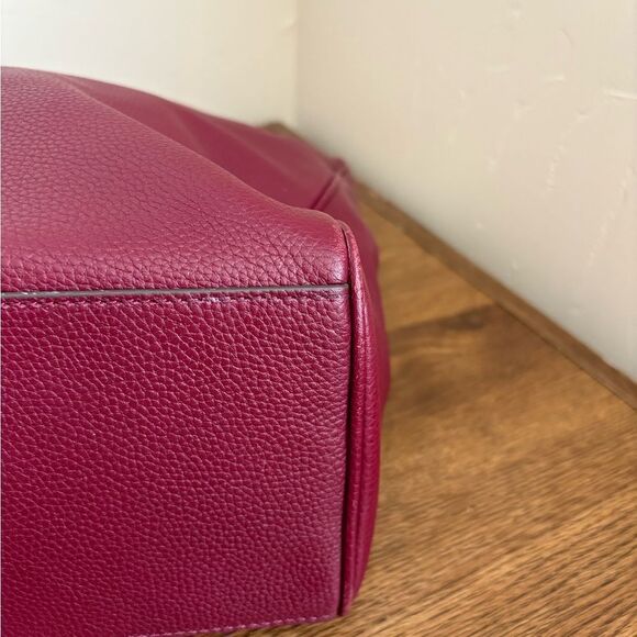 Tory Burch Leather Shoulder Bag - Picture 10 of 10